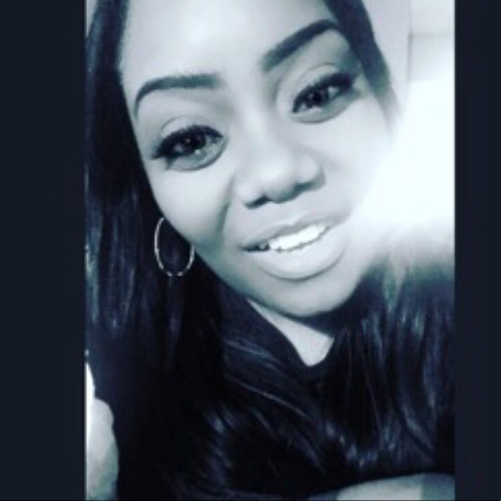 Meet your Posher, Mimi